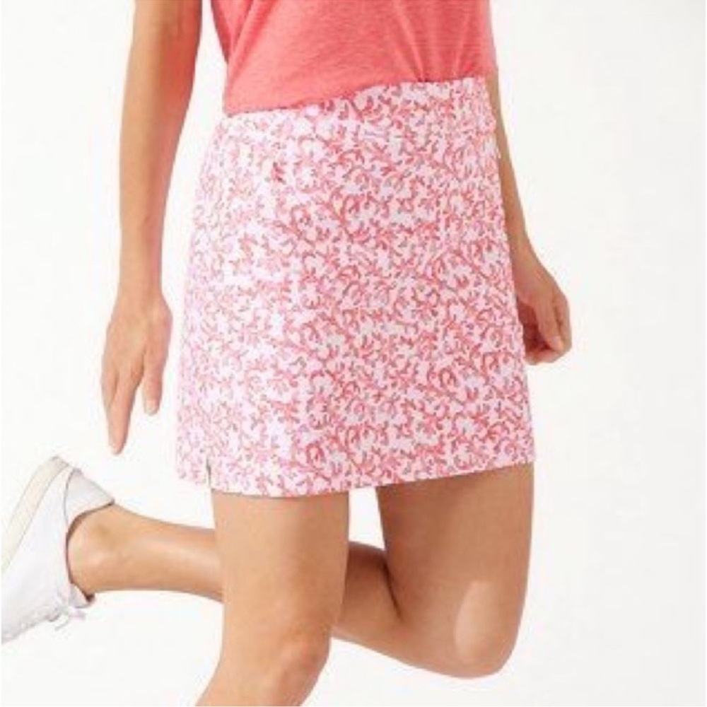 Tommy Bahama Island zone Aubrey coral reef skort